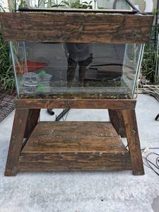 lot 76 image: Aquarium Tank with Stand and Canopy 40 Gallon