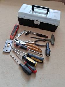 lot 140 image: Tool Storage Box with Hand Tools Set