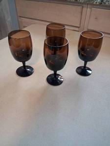 lot 142 image: Amber Glass Goblet Wine Glasses Set of 4 with Black Pedestal Base