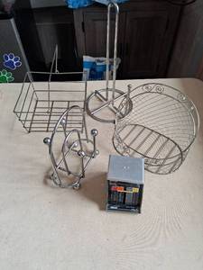 lot 196 image: Pelouze Scale Co. Model X1 Postal Scale 16 oz Capacity