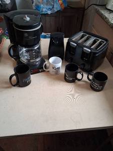 lot 219 image: GE Digital 12-Cup Coffeemaker