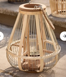lot 151 image: Mazarin Round Bamboo Lantern with Jar, 13