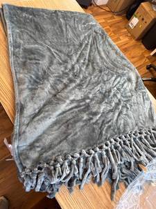 lot 157 image: Lauren McBride Oversized 60 x 70 Throw with Fringe