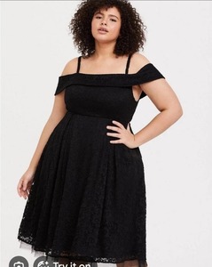 lot 200 image: $89 Torrid Off the Shoulder Formal Dress for Women, 18