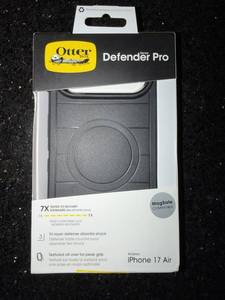 lot 252 image: $80 OtterBox iPhone Defender Pro MagSafe Case with Cam Control - Black