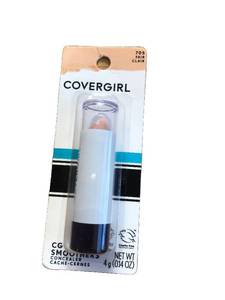 lot 264 image: Covergirl Smoothers Concealer