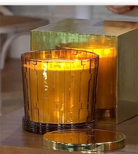 lot 1886 image: $145 Elton John   Slatkin  Co.Luxe 80oz Candle Cinnamon Cashmere