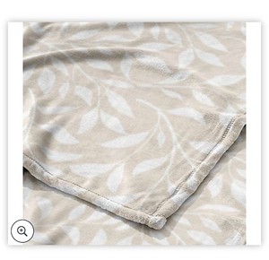lot 1899 image: Warmwell Heat-Sustaining Set of (2) 60x70 Plush Throws
