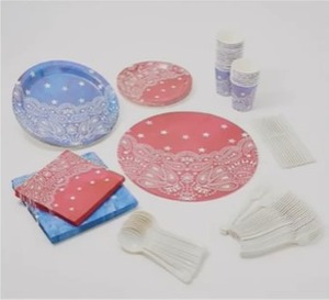lot 1906 image: Designing Dining Cowboy Bandana Disposable Dinnerware Set, 168pc