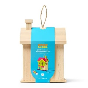 lot 1977 image: Summer Craft Birdhouse Painting Kit - Mondo Llama