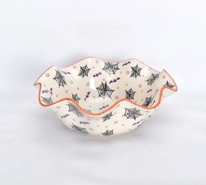 lot 2004 image: Temp-tations Halloween 4-qt Ruffled Bowl, see note.
