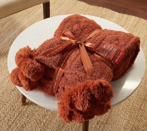 lot 2022 image: Peace Love World 60 x 70 Mega Luxe Cable Knit Throw, Cinnamon