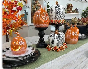 lot 2046 image: Set of 3 Illuminated Ceramic Jack-O-Lanterns by Valerie  139