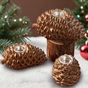 lot 18543 image: Ayieyil Pine Cone Candle Holders Set of 3