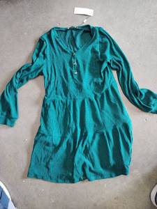 lot 2290 image: Kate Kasin Ladies One Piece XL green dress