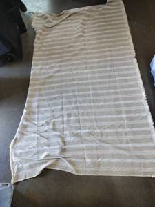lot 5768 image: Cream Striped Knit Throw Blanket 106x70 in
