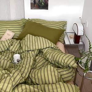 lot 11323 image: Mixinni Striped Duvet Cover Set Queen