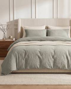 lot 11255 image: SE SOFTEXLY Muslin Duvet Cover Queen Size, 100% Washed Cotton Duvet Cover Set, Ultra Soft Comforter Cover Linen Like, 3 Pieces Minimalist Gauze Duvet Cover with 2 Pillowcases, 90x90, Smoky-Green