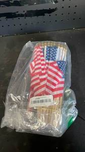 lot 12447 image: American Flag Decorative Yard Decoration Pack Of 45
