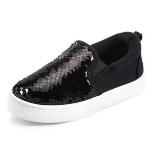 lot 20332 image: K KomForme Girls Slip On Shoes, Black, Size 12 Little Kid