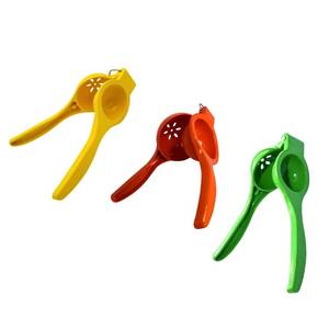 lot 2438 image: Imusa 1-Piece Citrus Squeezer Set