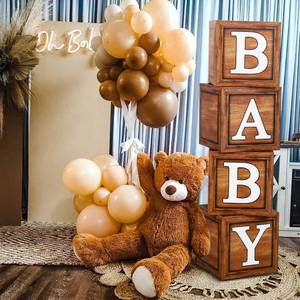lot 20458 image: Frigg Brown Teddy Bear Baby Shower Boxes, 4-Pack