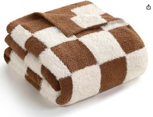lot 6395 image: Lesure checkerboard blanket approximately 38x30 in - Stock image may differ from actual product image