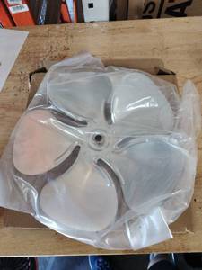 lot 1281 image: Air vent propeller no brand