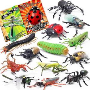 lot 4287 image: 13 Pcs Realistic Insect Toys with Education Booklet and Gift Box, Fake Bugs