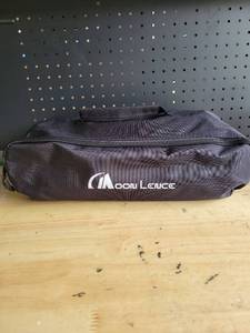 lot 19820 image: Moon Lance Portable Lawn Chair with Carry Case