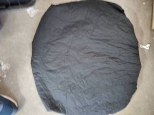 lot 2450 image: Furniture cover black round