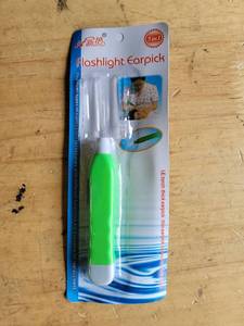 lot 20470 image: LED Light Ear Wax Removal Tool, Multi-Color Pack with Illuminated Tips, Professional Cleaning Pick Set for Safe Home Use (Green)