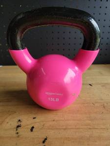 lot 20474 image: Amazon Basics 15LB Kettlebell