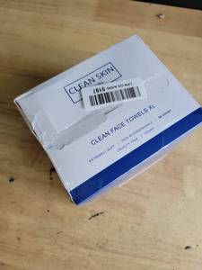 lot 20205 image: Clean Skin Towels Disposable Face Towels XL 50 Count, 10 x 12 Inch Extra Large, Ultra Soft Plant Based Facial Towels for Makeup Removal and Face Drying