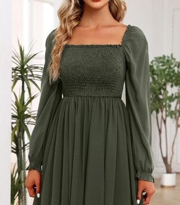 lot 2275 image: Ladies green dress size L