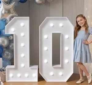 lot 4021 image: Light up number 10 with remote control