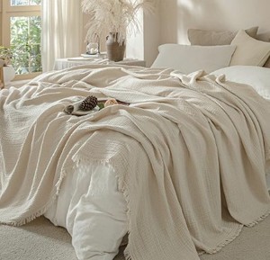 lot 19092 image: Xinju King Size Muslin Blanket Cream Color