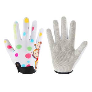 lot 6274 image: Boyiexin Kids Long Finger Climbing Gloves for Age 1-10 Boys Girls Gymnastics Monkey Bars, Good Grip Control Gloves for Scooter Balance Boards Biking Outdoor Sports (White2, M (7-8 Years))