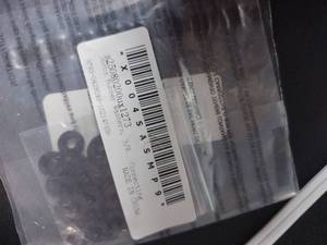 lot 8318 image: Stainless Steel Rubber Washers 38 inch Connecting 14 lb Lot
