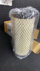 lot 9071 image: Air Filter Cartridge Cylindrical Pleated 4 Inch Diameter