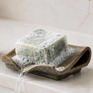 lot 12080 image: Zoeeker Self-Draining Soap Dish, Ceramic Bar Soap Holder with Drainage