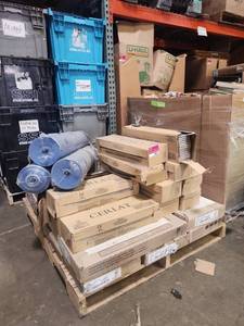 lot 18812 image: Cerlat Laminate Flooring & Wall Tile Lot