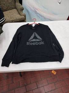 lot 63737 image: Reebok Sweater Womens Large Black Cassual Pullover Sweatshirt - M