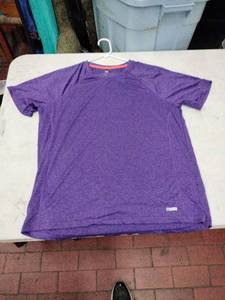 lot 63748 image: Purple Tek Gear Athletic Shirt - L