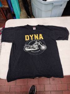 lot 63760 image: Harley Davidson Dyna 15 Year Shirt - L