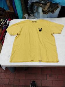 lot 63764 image: yellow Playboy t-shirt - M