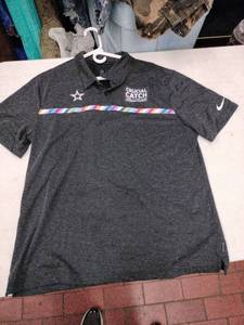 lot 63765 image: Dallas Cowboys Nike Crucial Catch Sideline polo