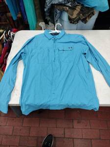 lot 63767 image: Uber Armour Light Blue Heatgear Fishing Shirt - Loose - XL
