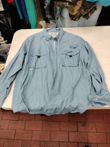 lot 63778 image: American Fishing Tackle Co. Fishing Shirt - XL