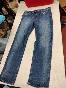 lot 63798 image: Banana Republic Athletic Fit jeans - 35x34